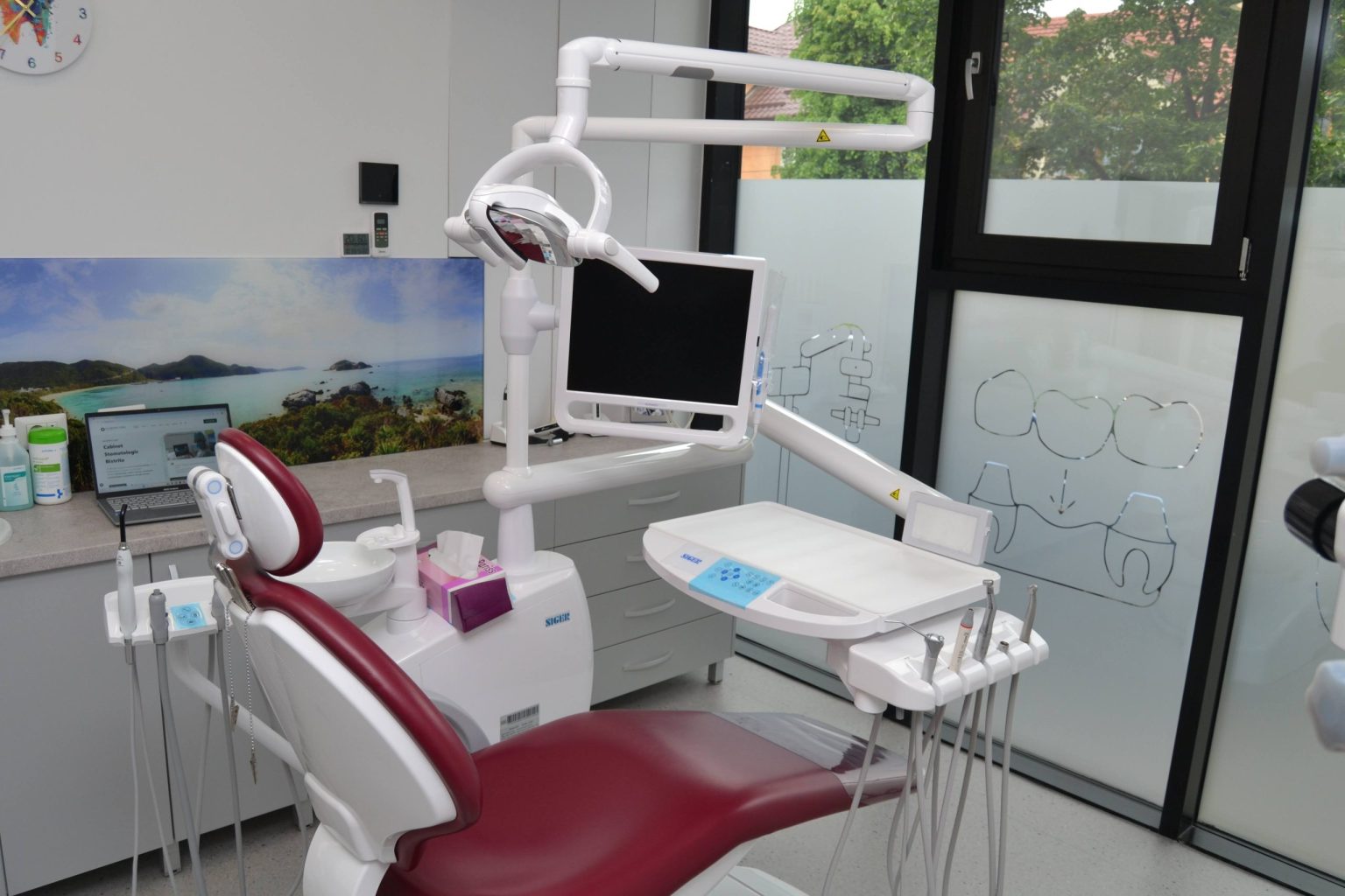 Unde poi gsi un dentist n judeul Giurgiu 64 de cabinete dintre care 23 au contract cu CNAS
