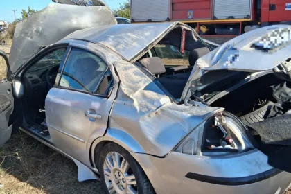 Accident rutier la Hotarele: două persoane rănite au necesitat îngrijiri medicale